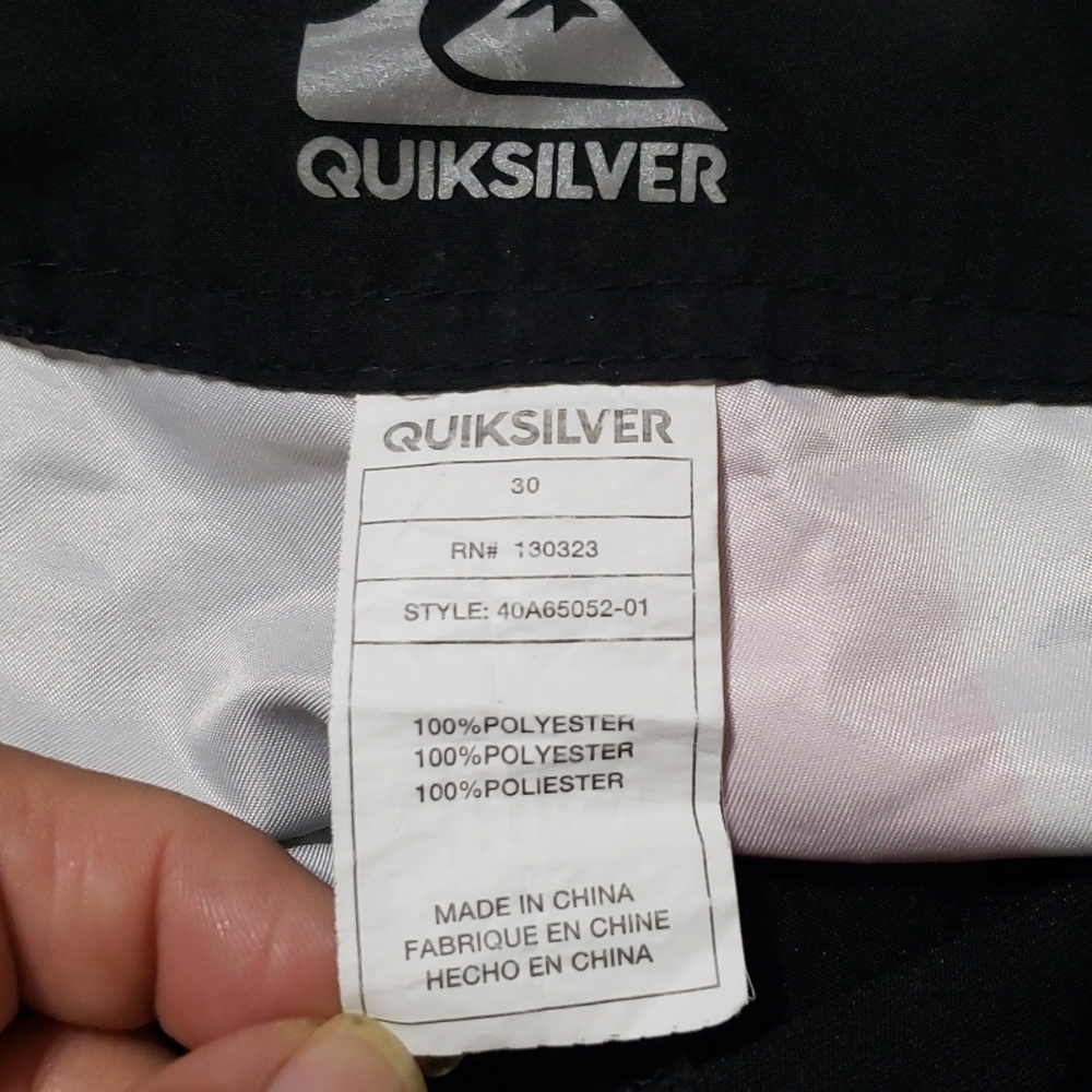 Quicksilver Shorts Size S - Picture 5 of 5
